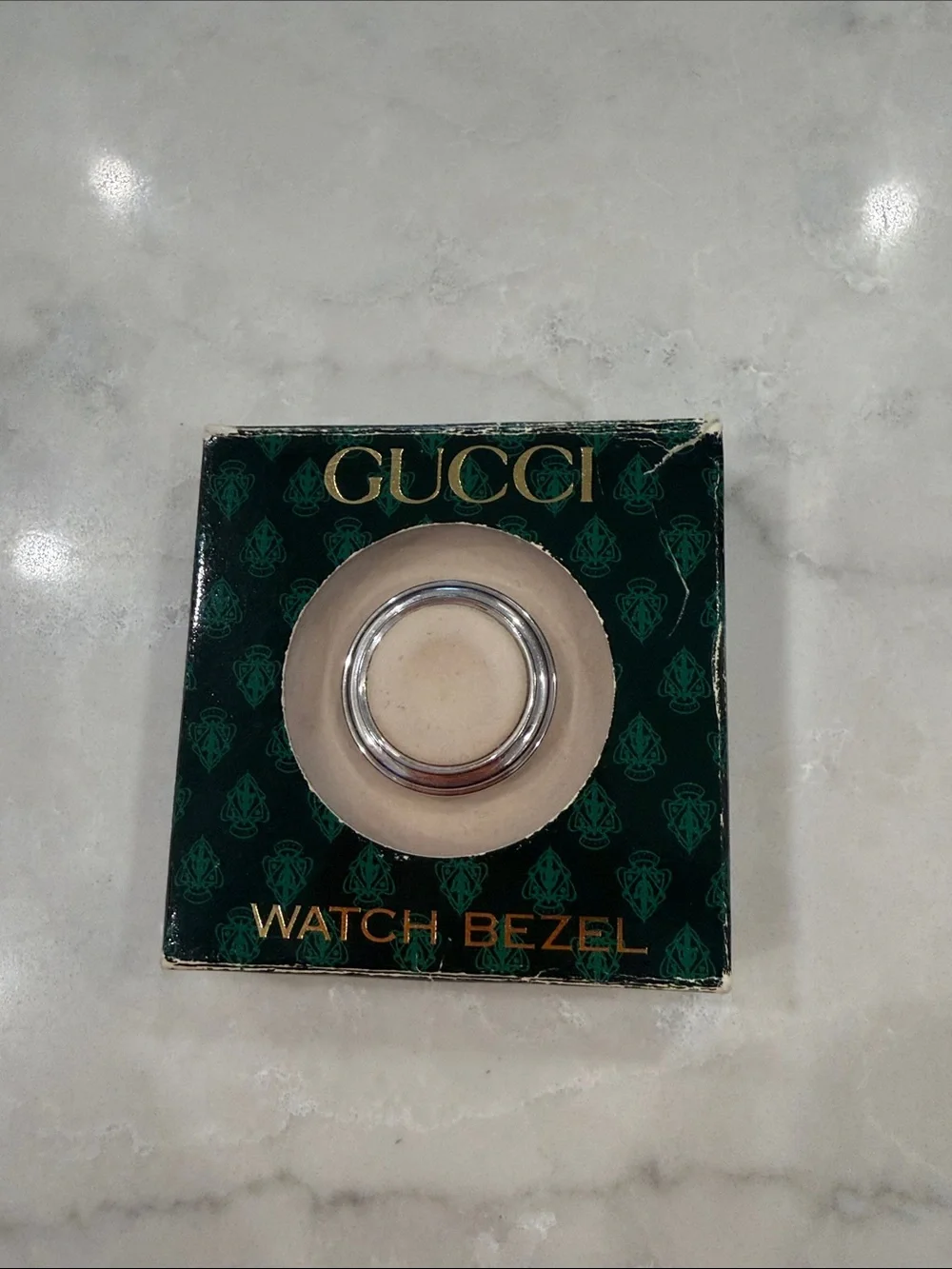 Gucci silver watch bezel box